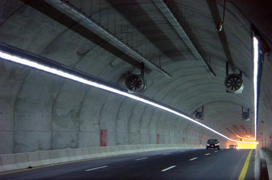 Mekke Mina El Muasim Kral Halid Karayolu Tüneli